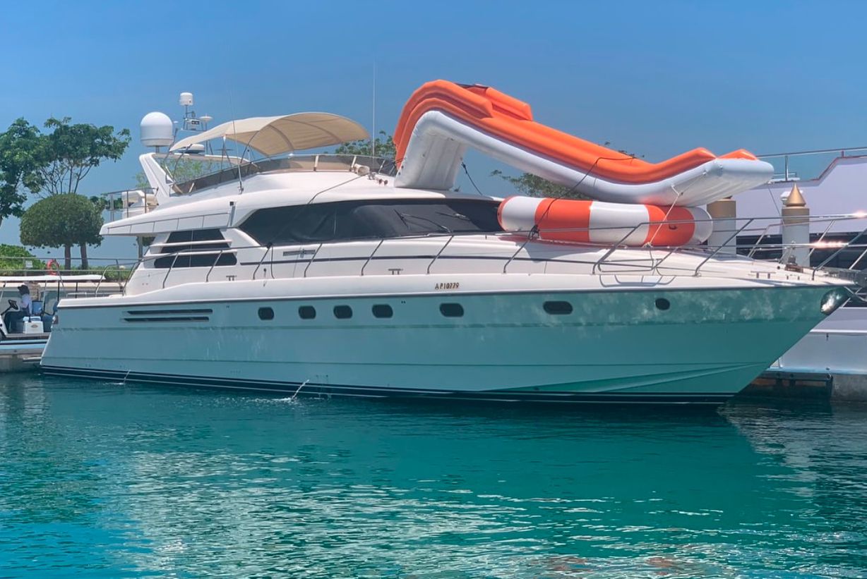 Yacht Charter