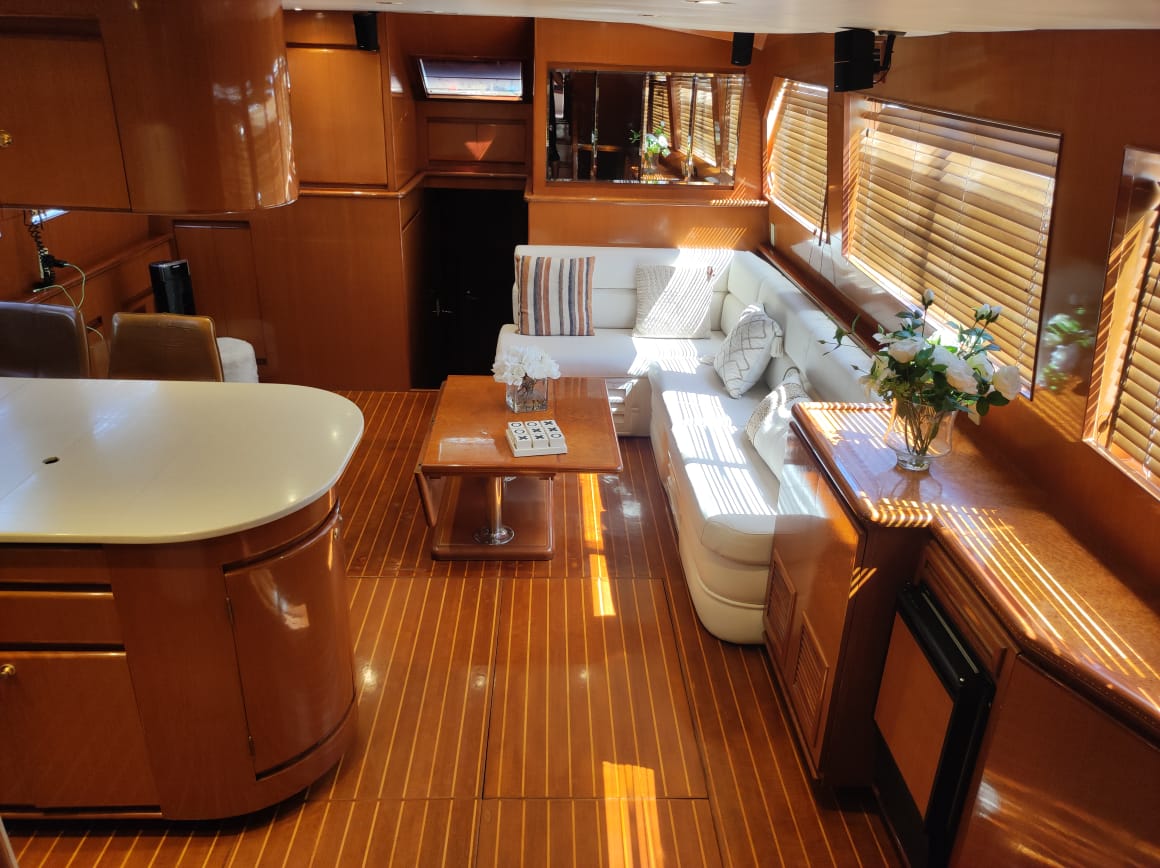 bigboat-interior