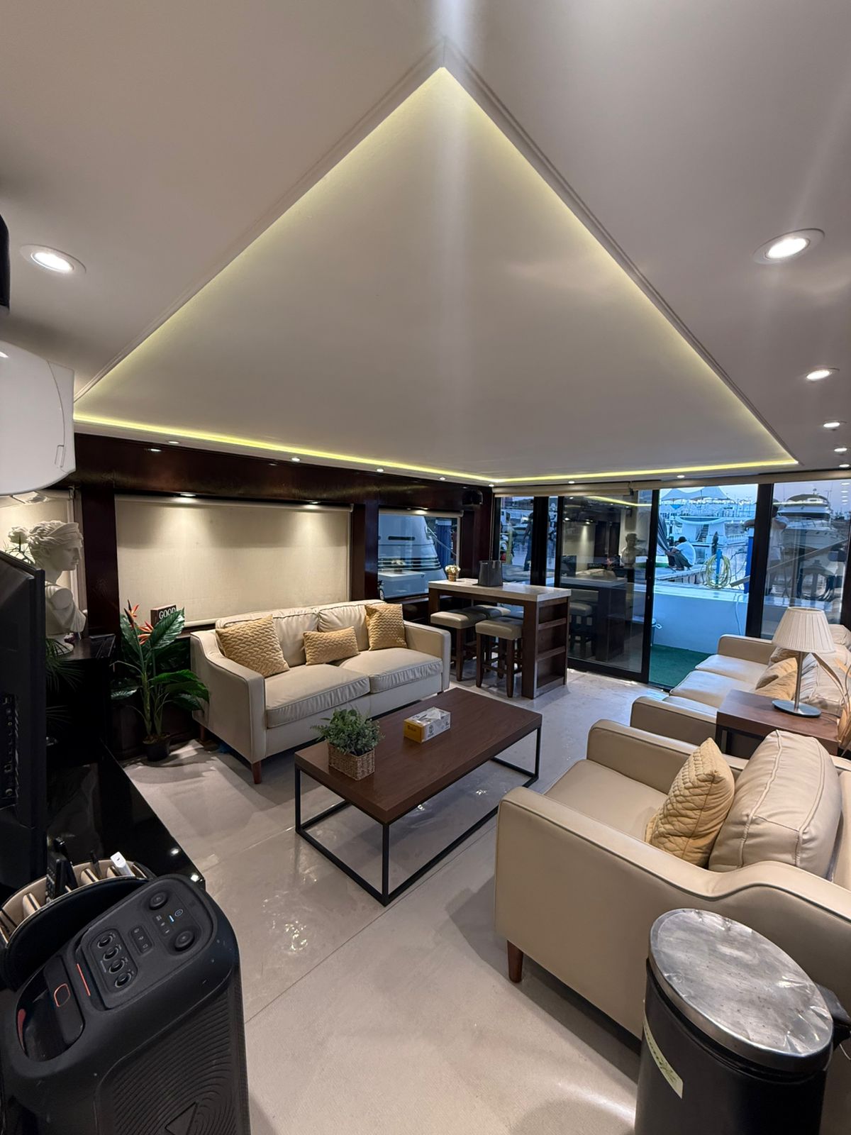Interior 1