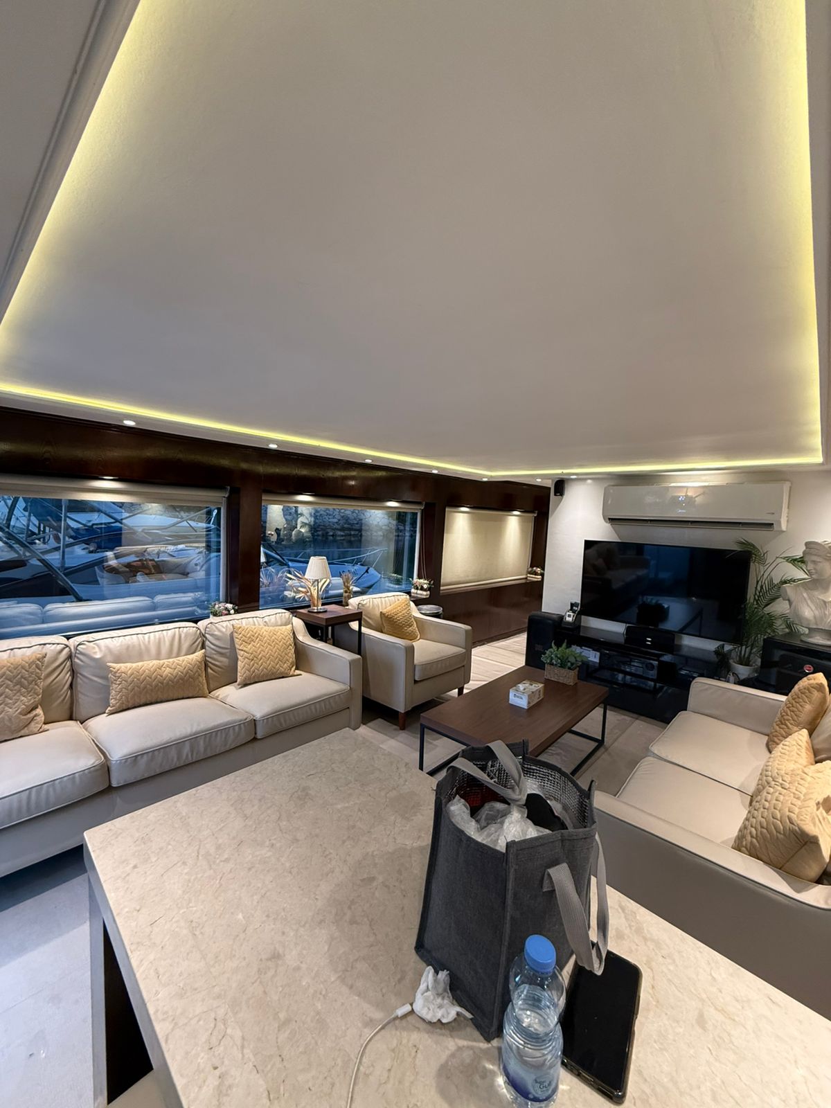 Interior 2