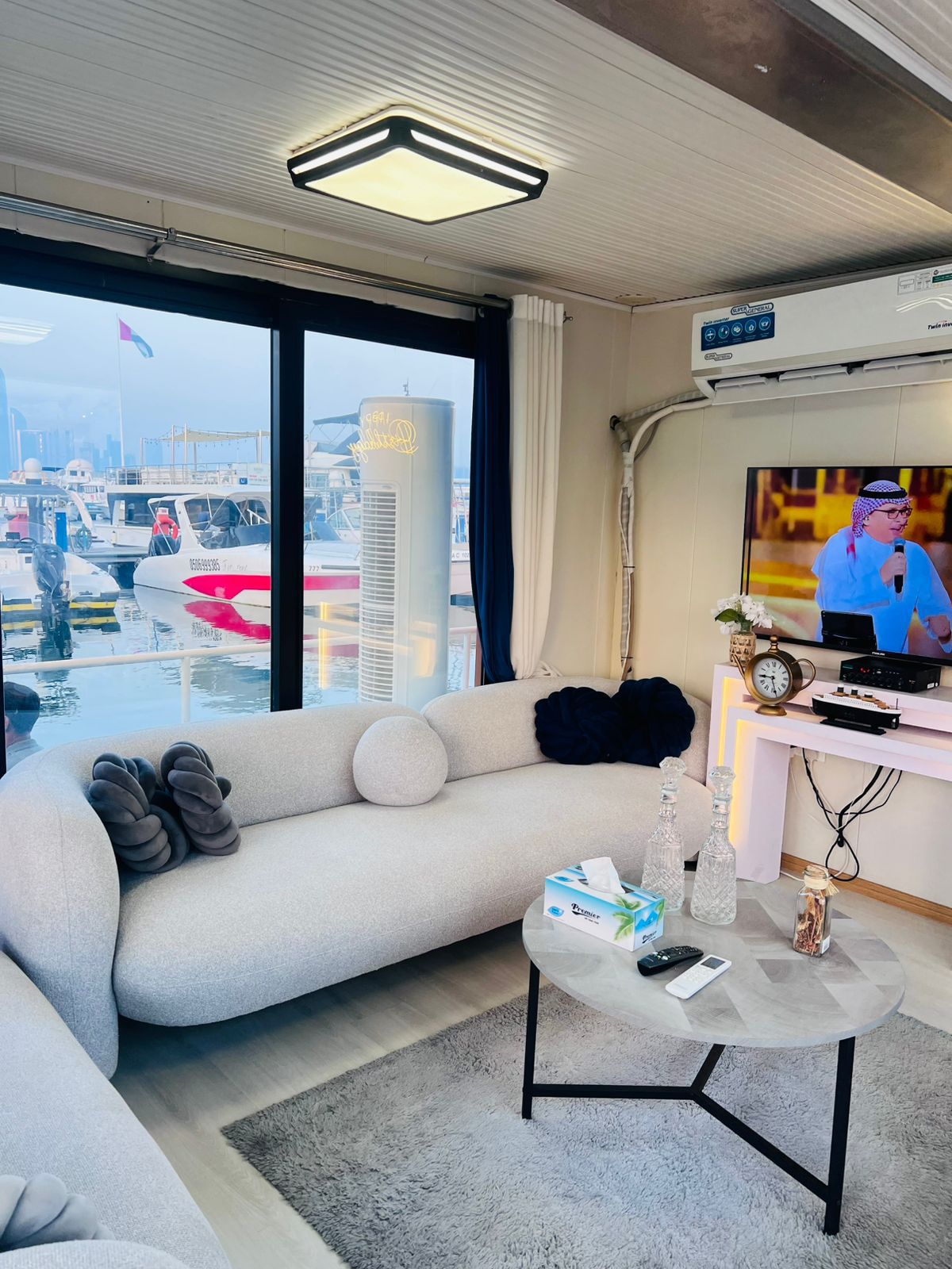 royal3-interior