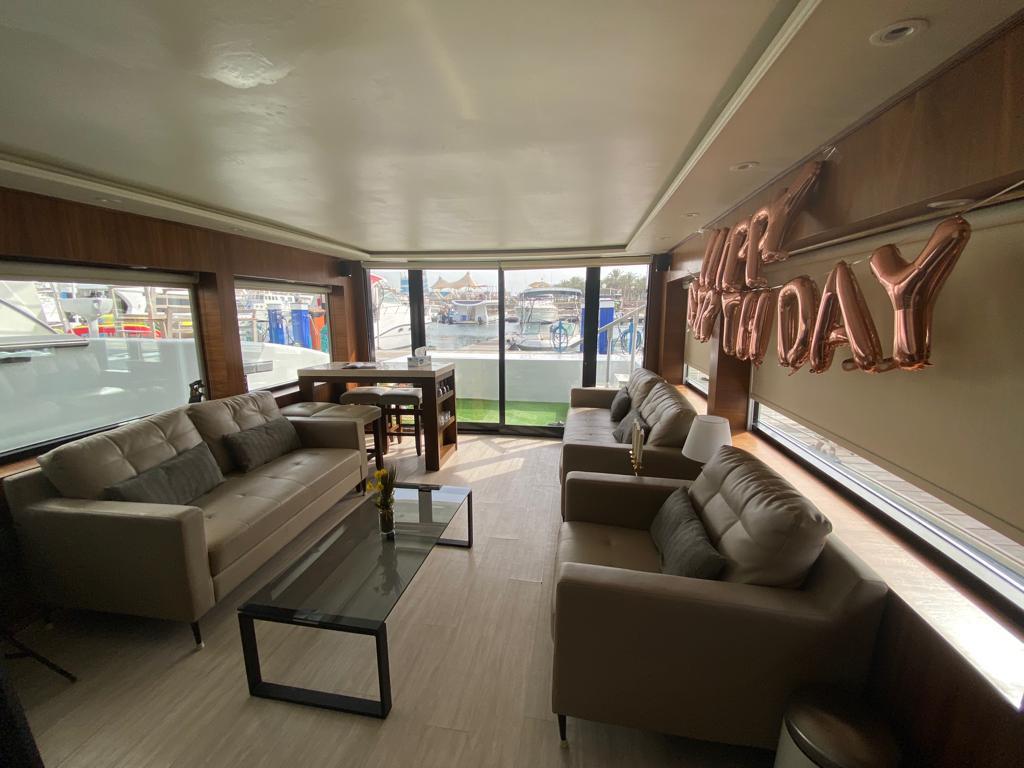 Royal 4 Interior 3